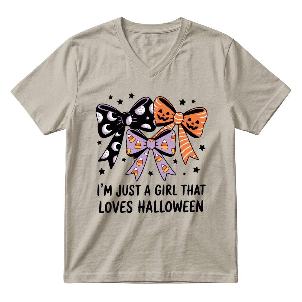 Product i'm just a girl that loves halloween V-Neck T-shirt